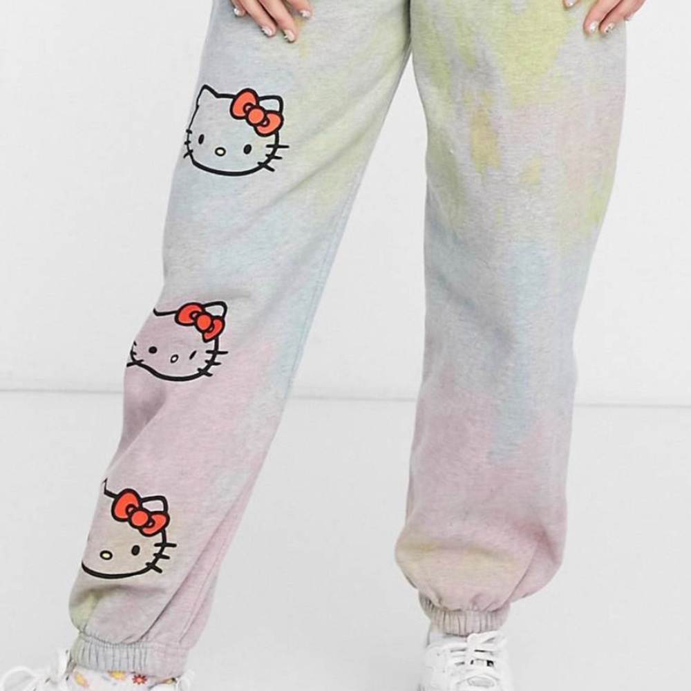 Sanrio Hello Kitty pants 💜